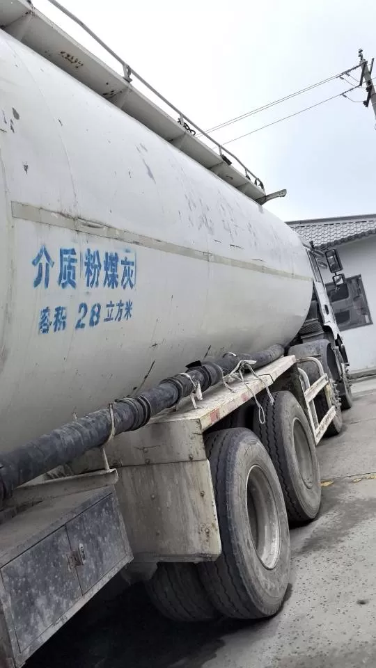 2020年6月的工程车，无肇事